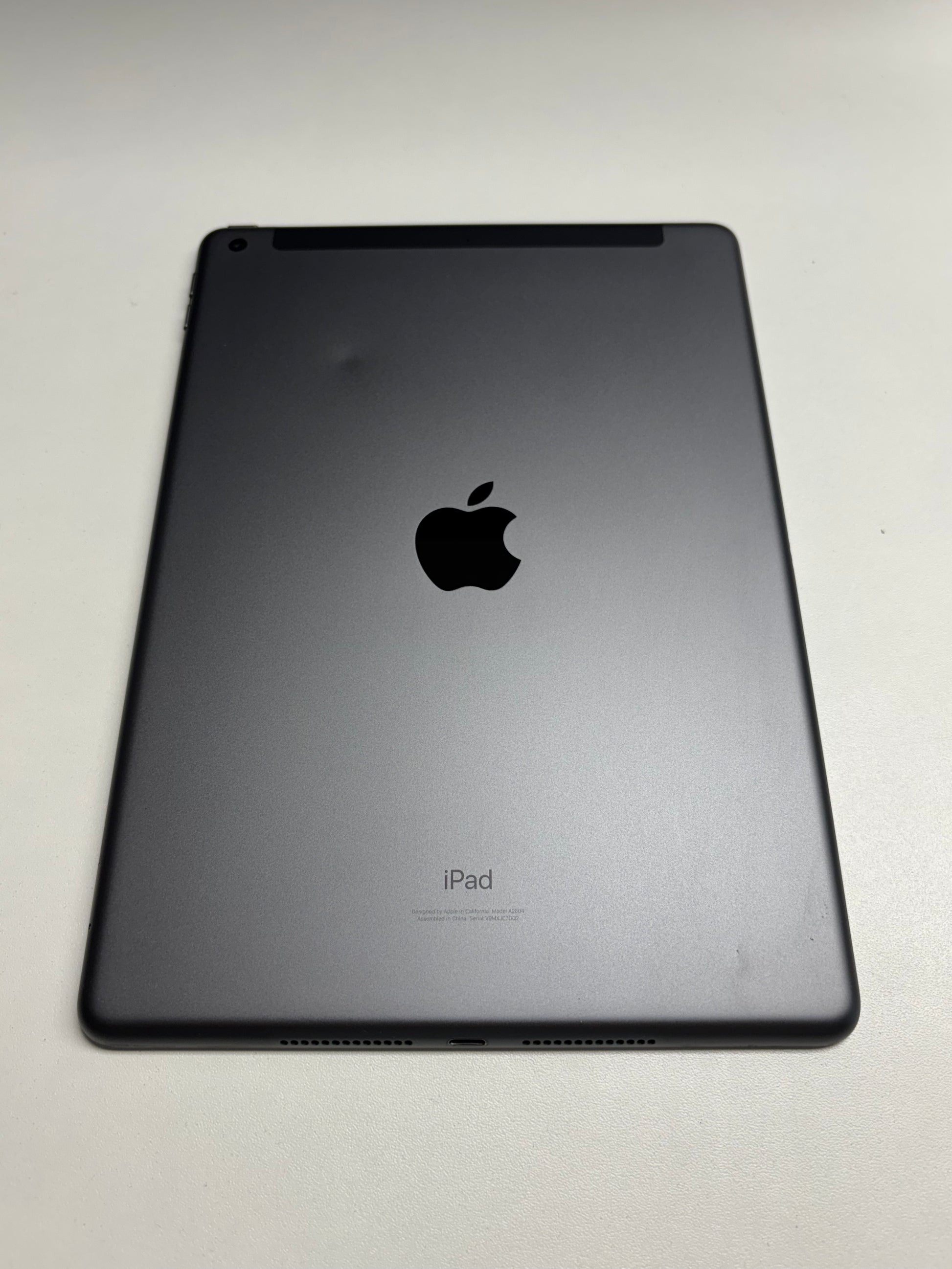 Apple iPad 9. Gen (2021) Space Grau günstig gebraucht kaufen