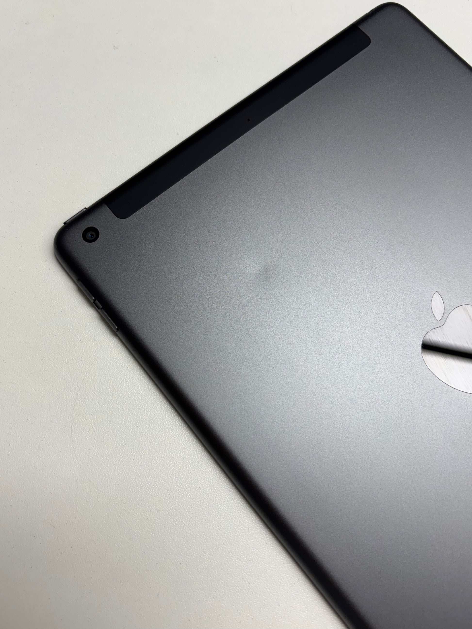 Apple iPad 9. Gen (2021) Space Grau günstig gebraucht kaufen