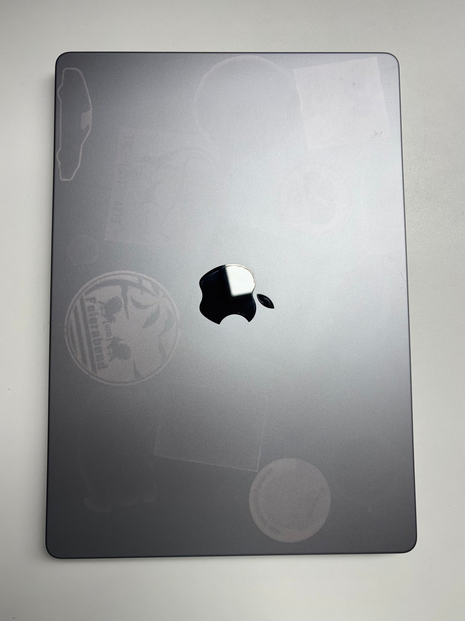 Apple MacBook Pro 14 Space Grau günstig gebraucht kaufen