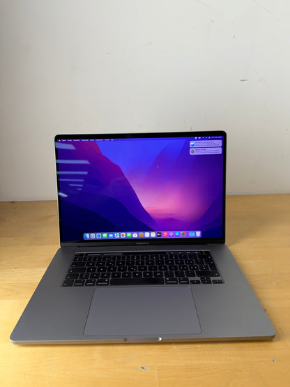 Apple MacBook Pro 16, mit Touch Bar Space Gray günstig gebraucht kaufen