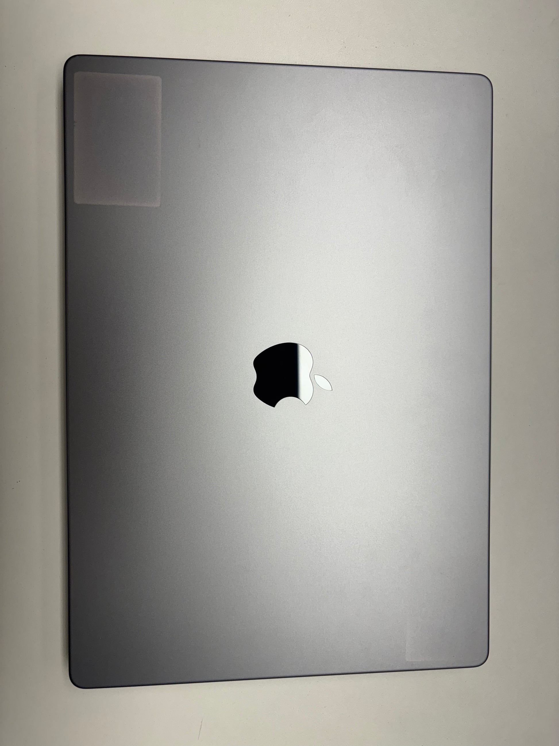 Apple MacBook Pro 16 Space Grau günstig gebraucht kaufen