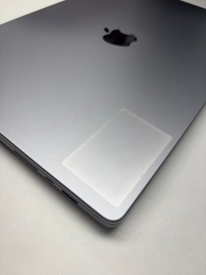 Apple MacBook Pro 16 Space Grau günstig gebraucht kaufen