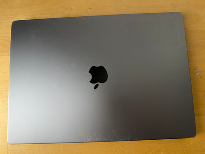 Apple MacBook Pro 16 Space Grau günstig gebraucht kaufen