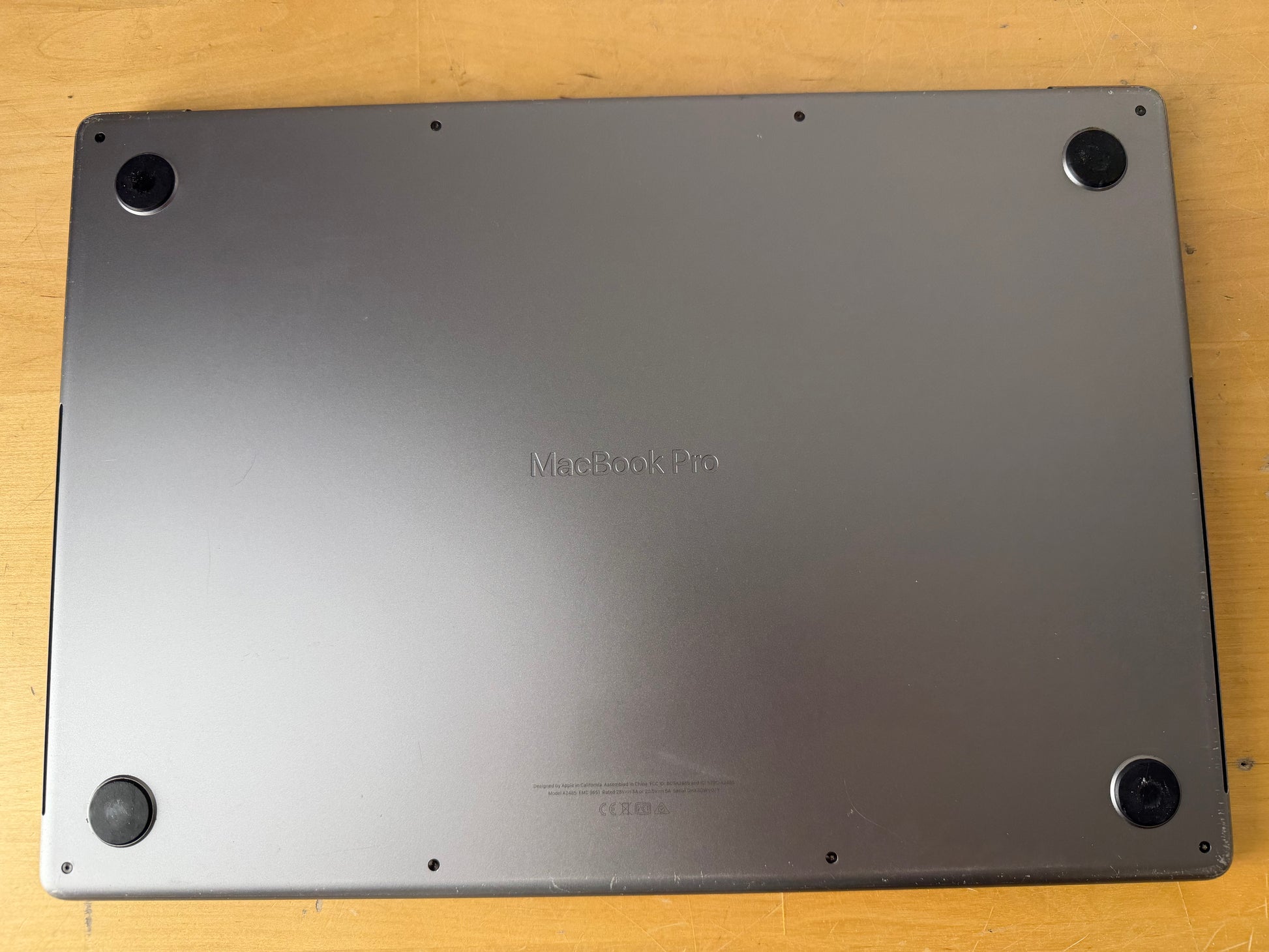 Apple MacBook Pro 16 Space Grau günstig gebraucht kaufen