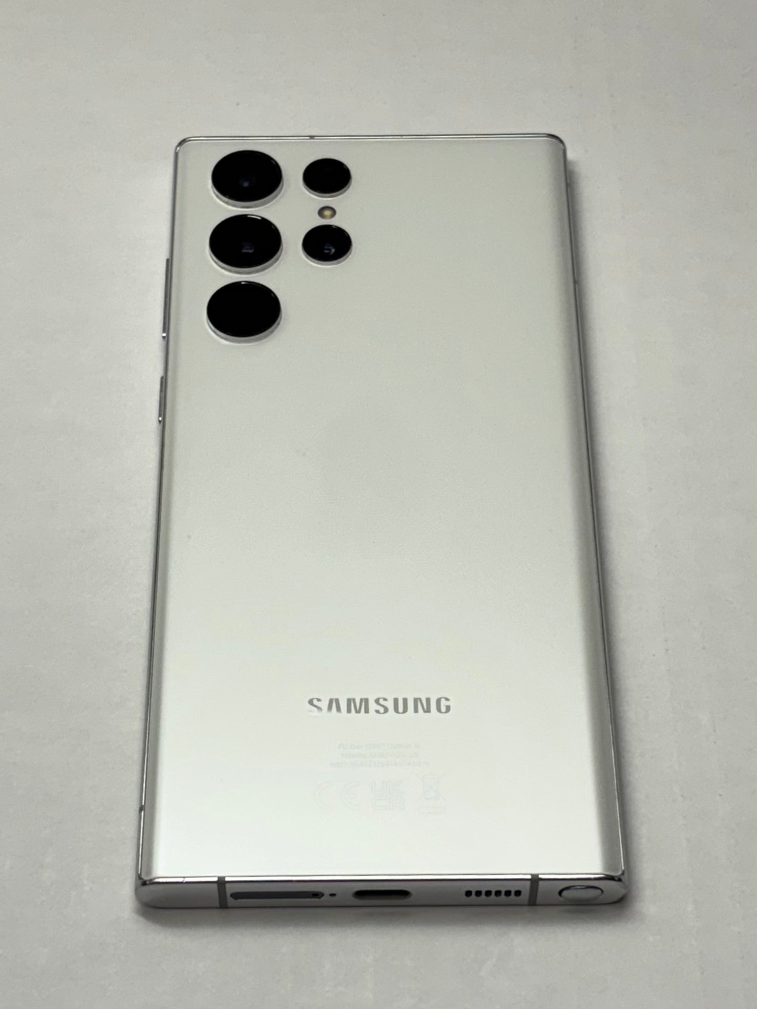 Samsung Galaxy S22 Ultra 5G Phantom White günstig gebraucht kaufen