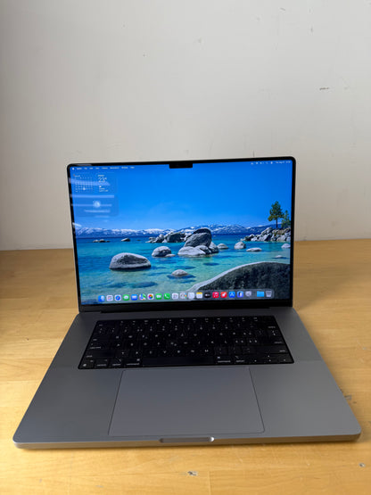 Apple MacBook Pro 16 Space Grau günstig gebraucht kaufen