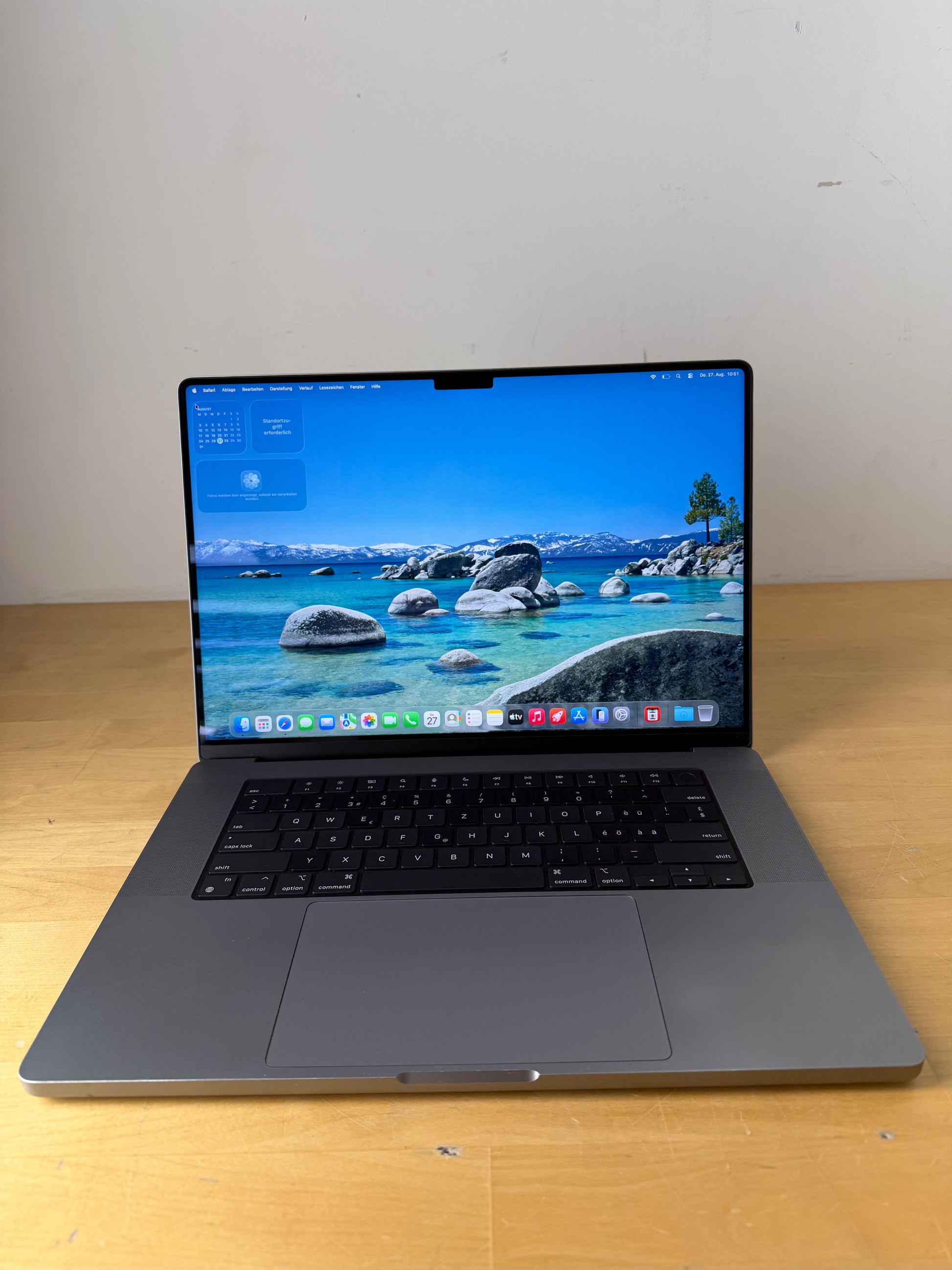 Apple MacBook Pro 16 Space Grau günstig gebraucht kaufen