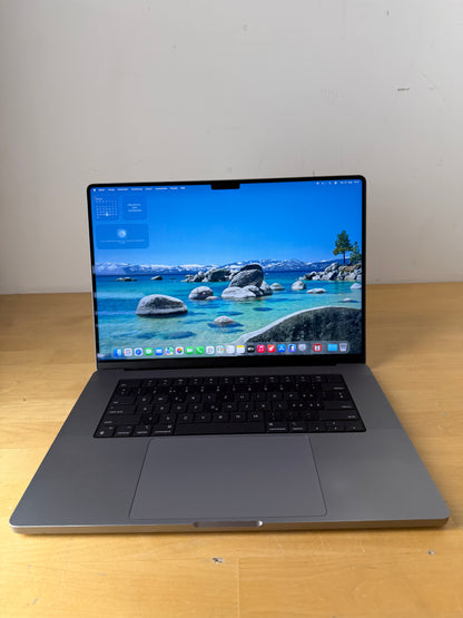 Apple MacBook Pro 16 Space Grau günstig gebraucht kaufen
