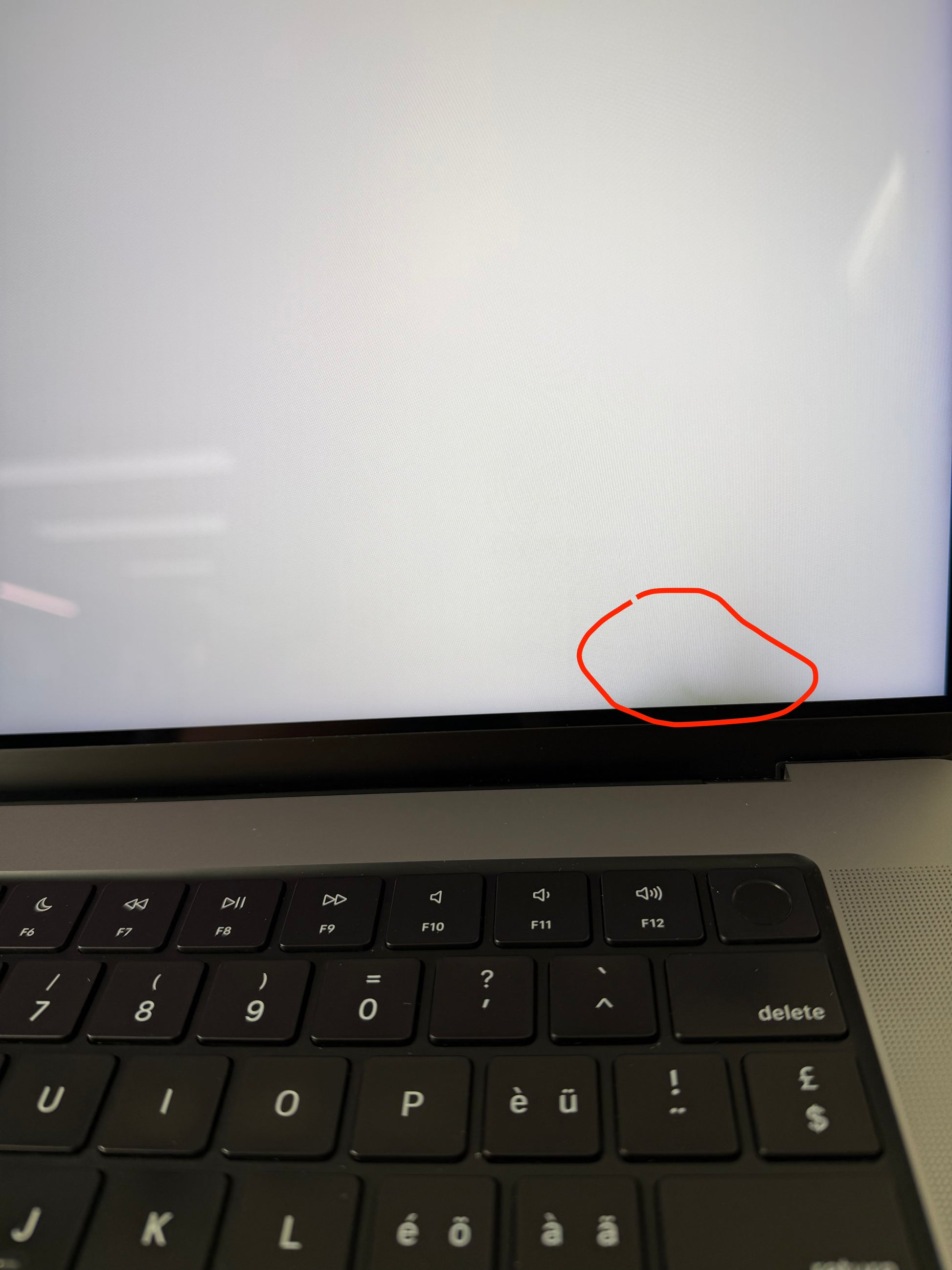 Apple MacBook Pro 16 Space Grau günstig gebraucht kaufen