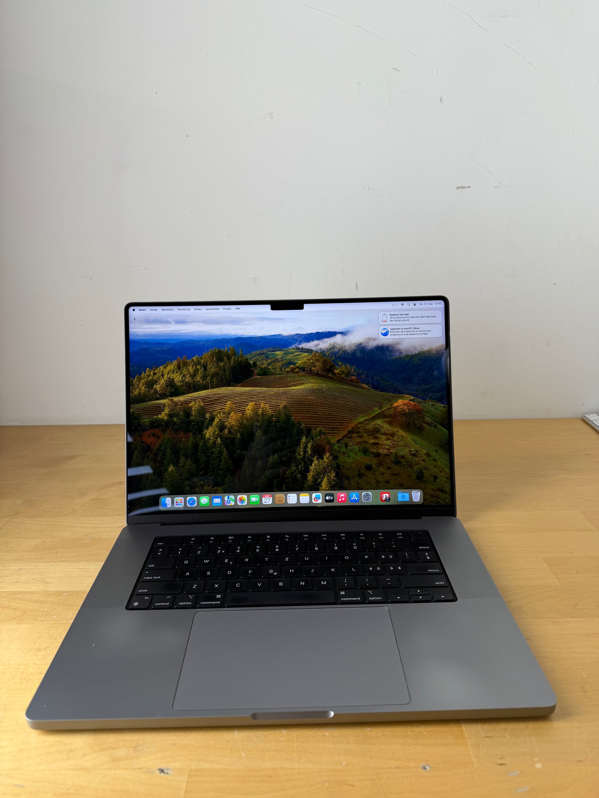 Apple MacBook Pro 16 Space Grau günstig gebraucht kaufen