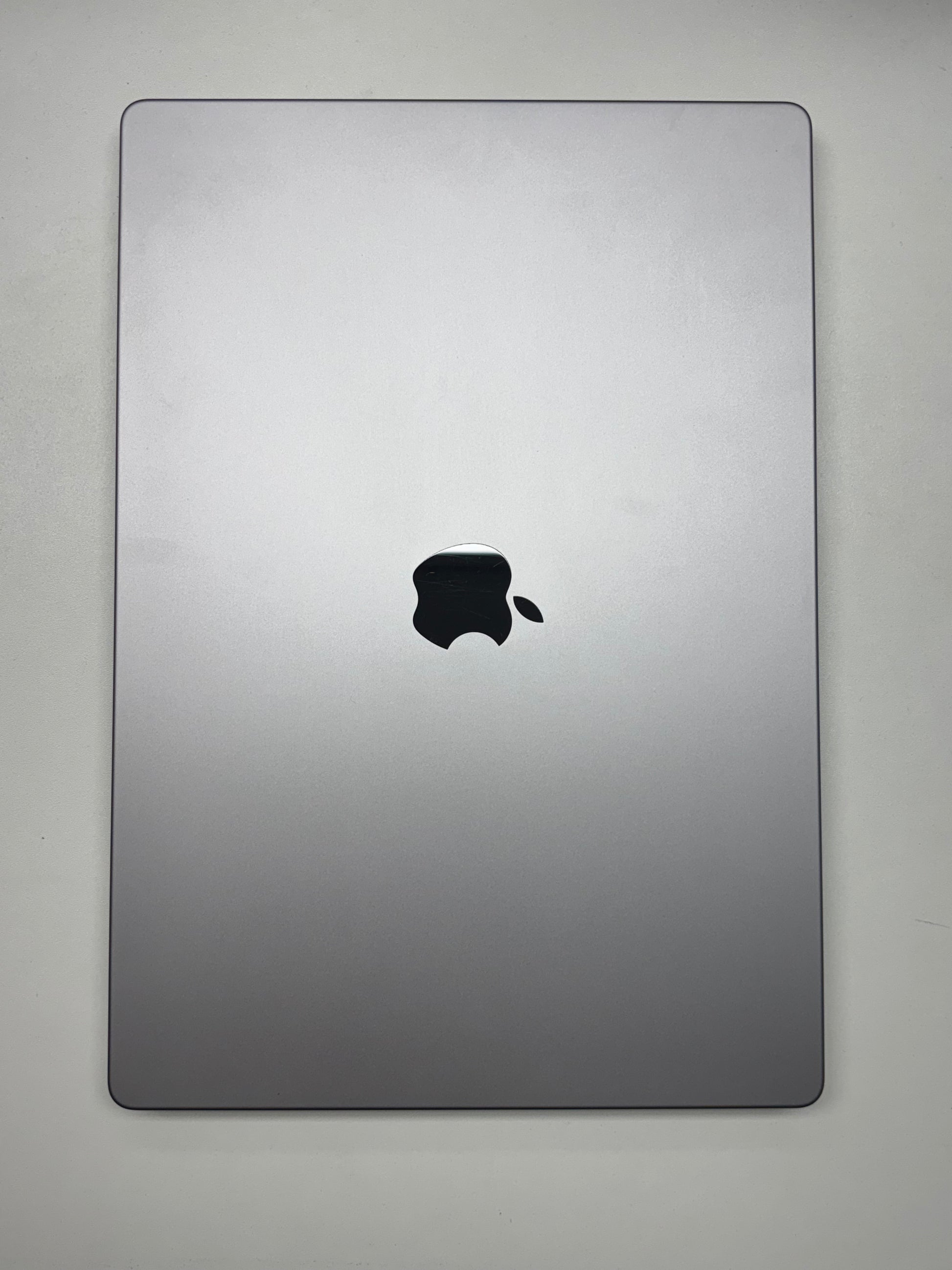 Apple MacBook Pro 16 Space Grau günstig gebraucht kaufen