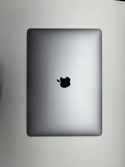 Apple MacBook Air 13 M1, 8-Core CPU und 7-Core GPU Late 2020 Space Grau Grau günstig gebraucht kaufen