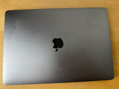 Apple MacBook Pro 13, Touch Bar Space Grau günstig gebraucht kaufen