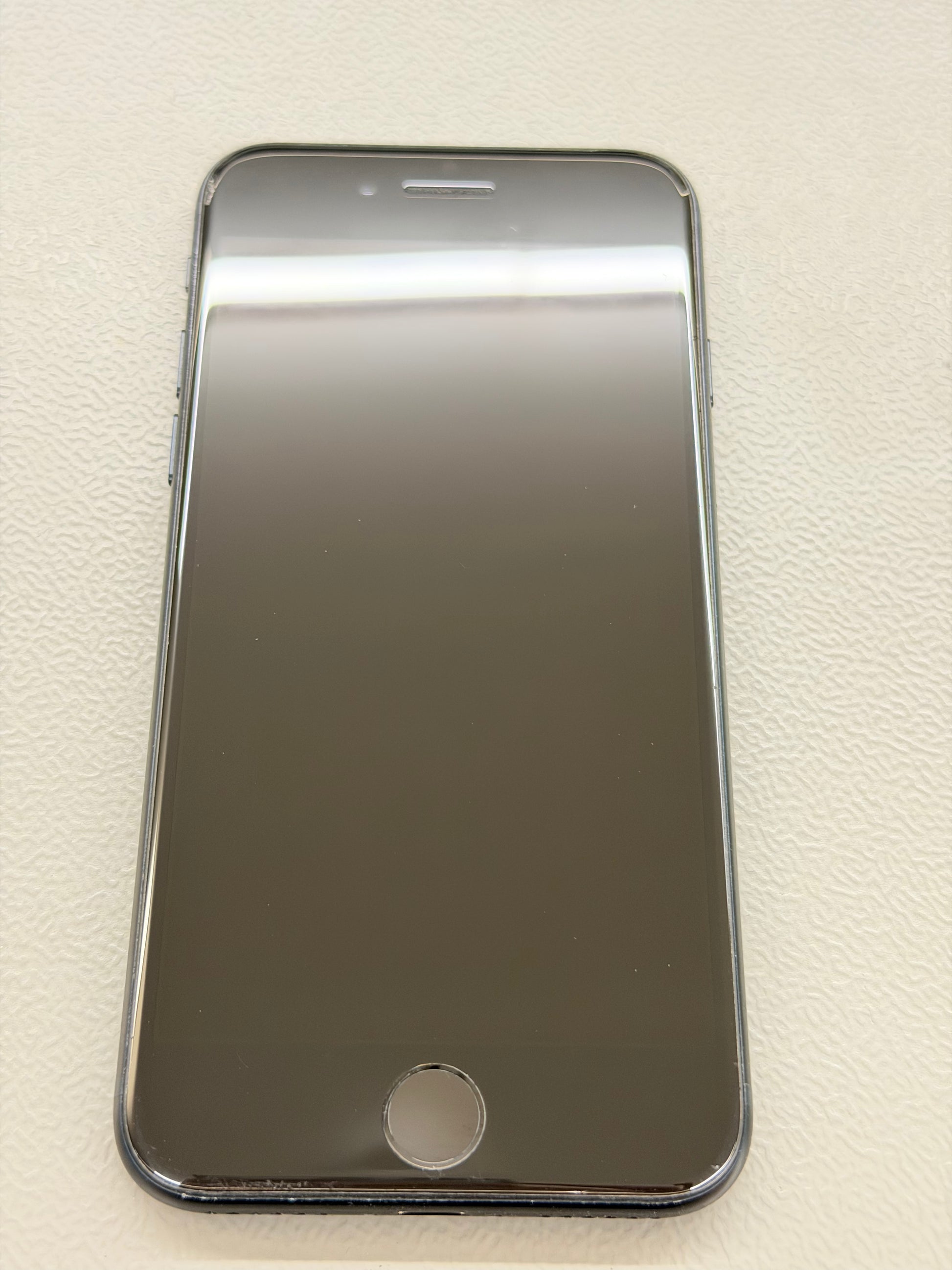 Apple iPhone SE (2022) Mitternacht günstig gebraucht kaufen