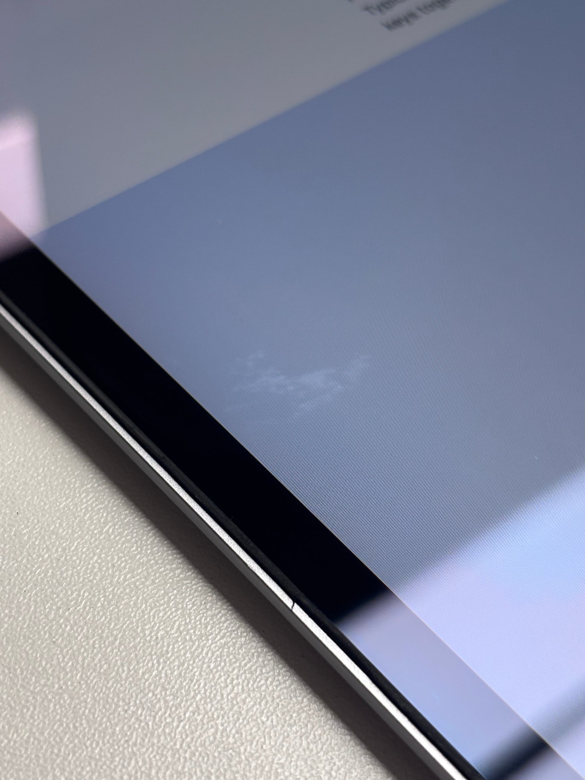 Apple MacBook Air 13 M1, 8-Core CPU und 7-Core GPU Late 2020 Space Grau Grau günstig gebraucht kaufen