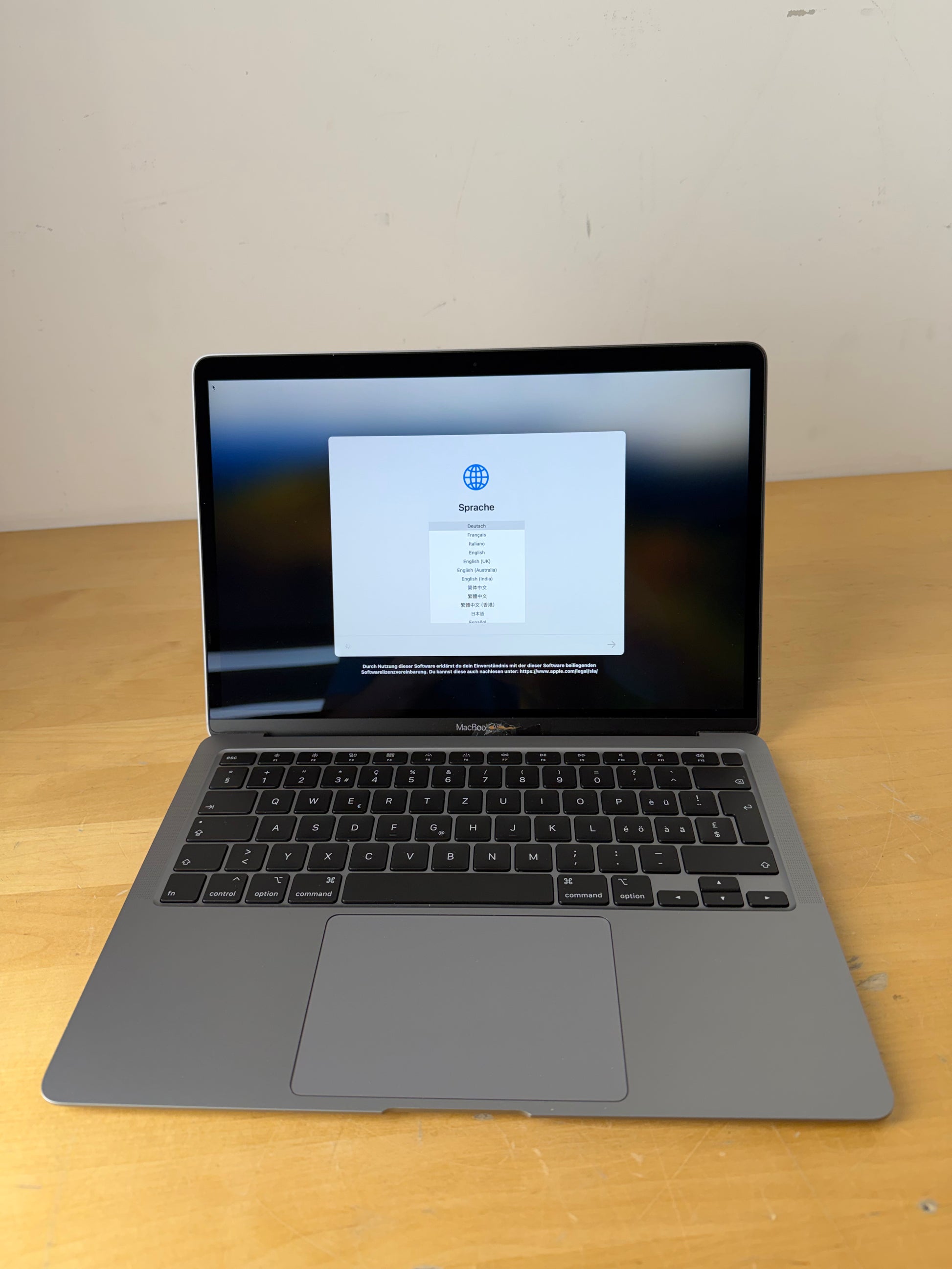 Apple MacBook Air 13 Space Grau günstig gebraucht kaufen