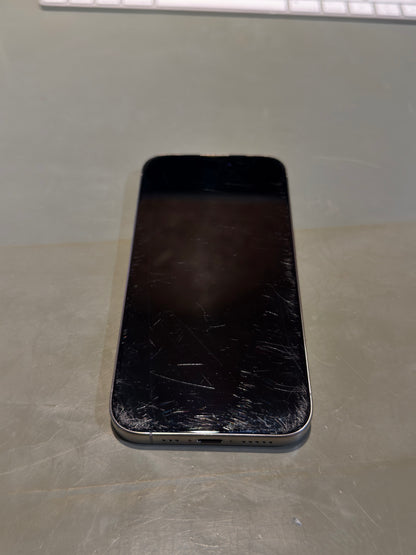 Apple iPhone 15 Pro Titan Natur günstig gebraucht kaufen