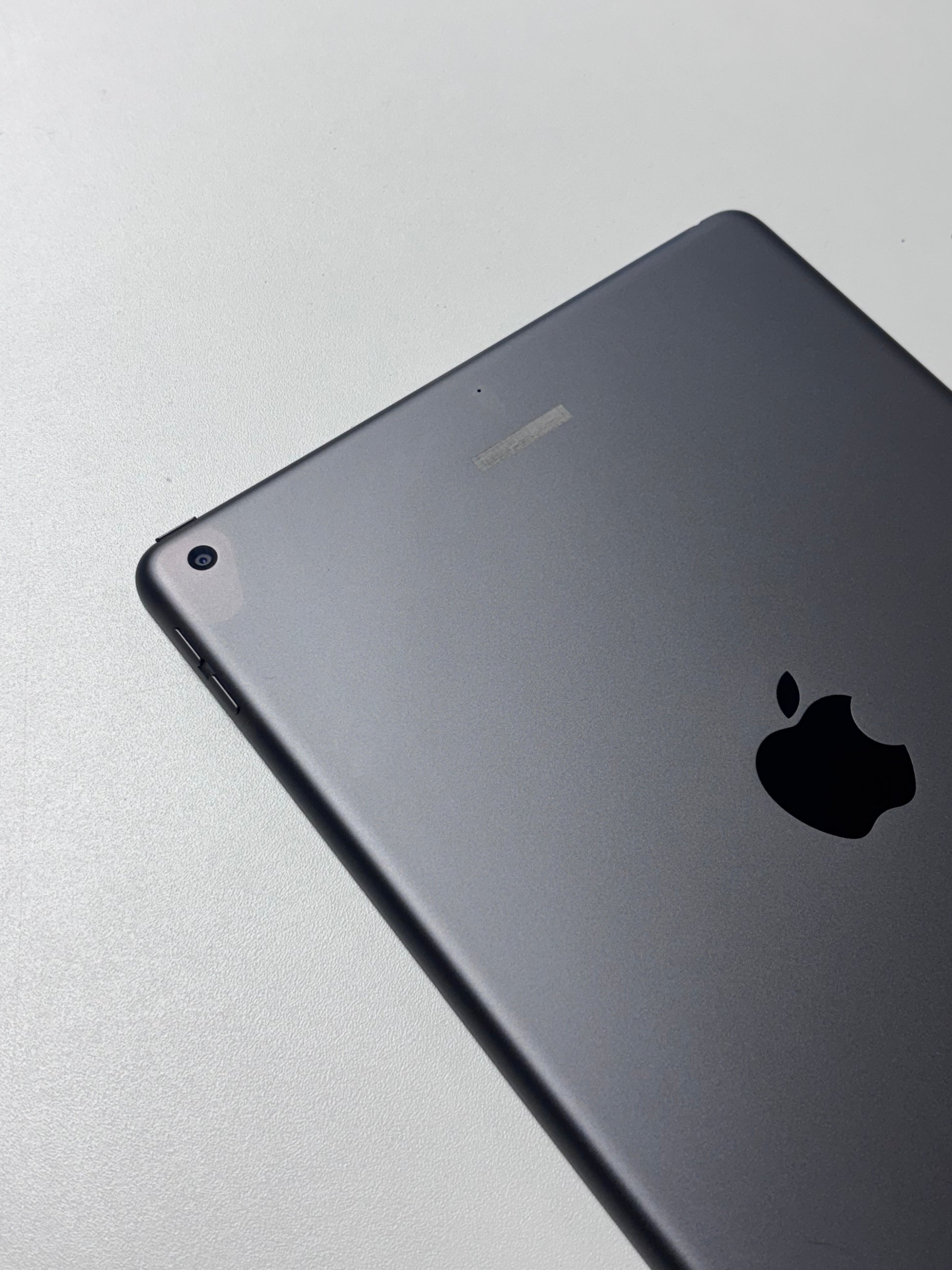 Apple iPad 9. Gen (2021) Space Grau günstig gebraucht kaufen