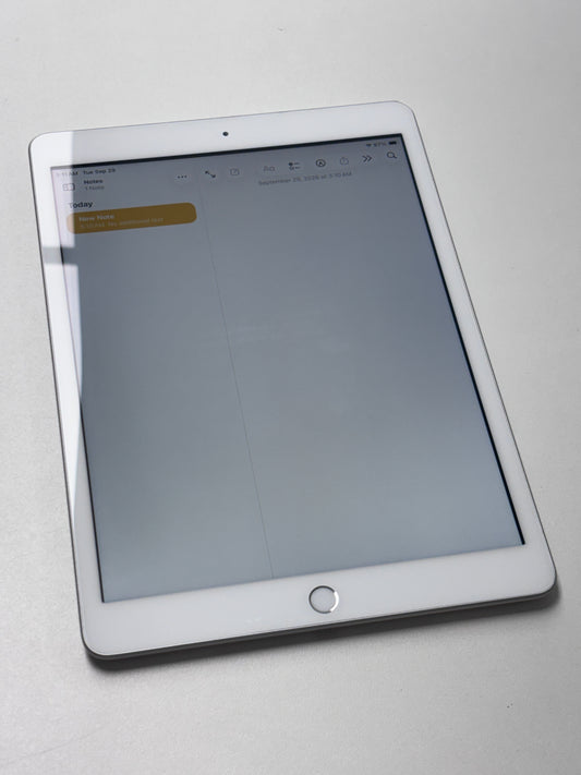 Apple iPad 7th gen (2019) Silber günstig gebraucht kaufen