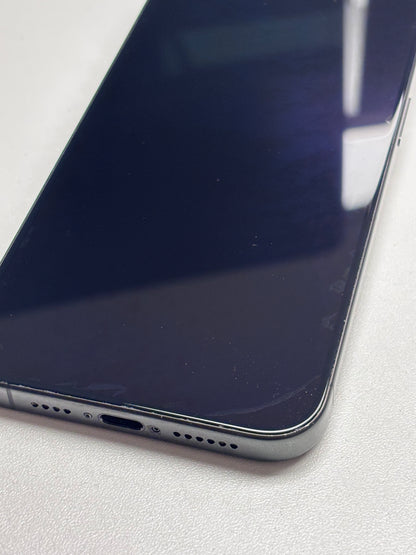Apple iPhone 15 Pro Max Titan Schwarz günstig gebraucht kaufen