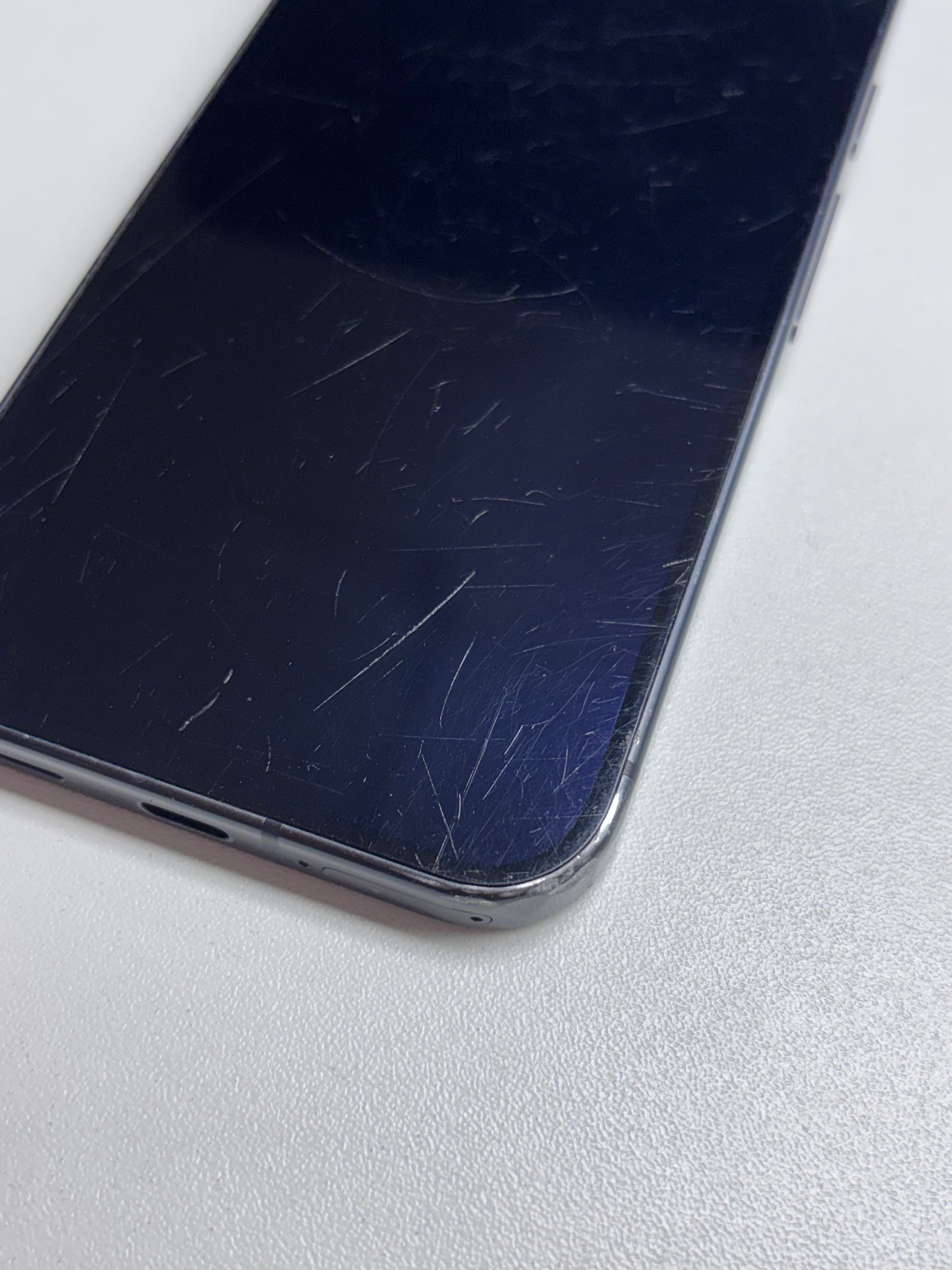Google Pixel 9 Google Tensor G4 (4 nm) 9 Obsidian Schwarz günstig gebraucht kaufen