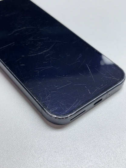 Google Pixel 9 Google Tensor G4 (4 nm) 9 Obsidian Schwarz günstig gebraucht kaufen