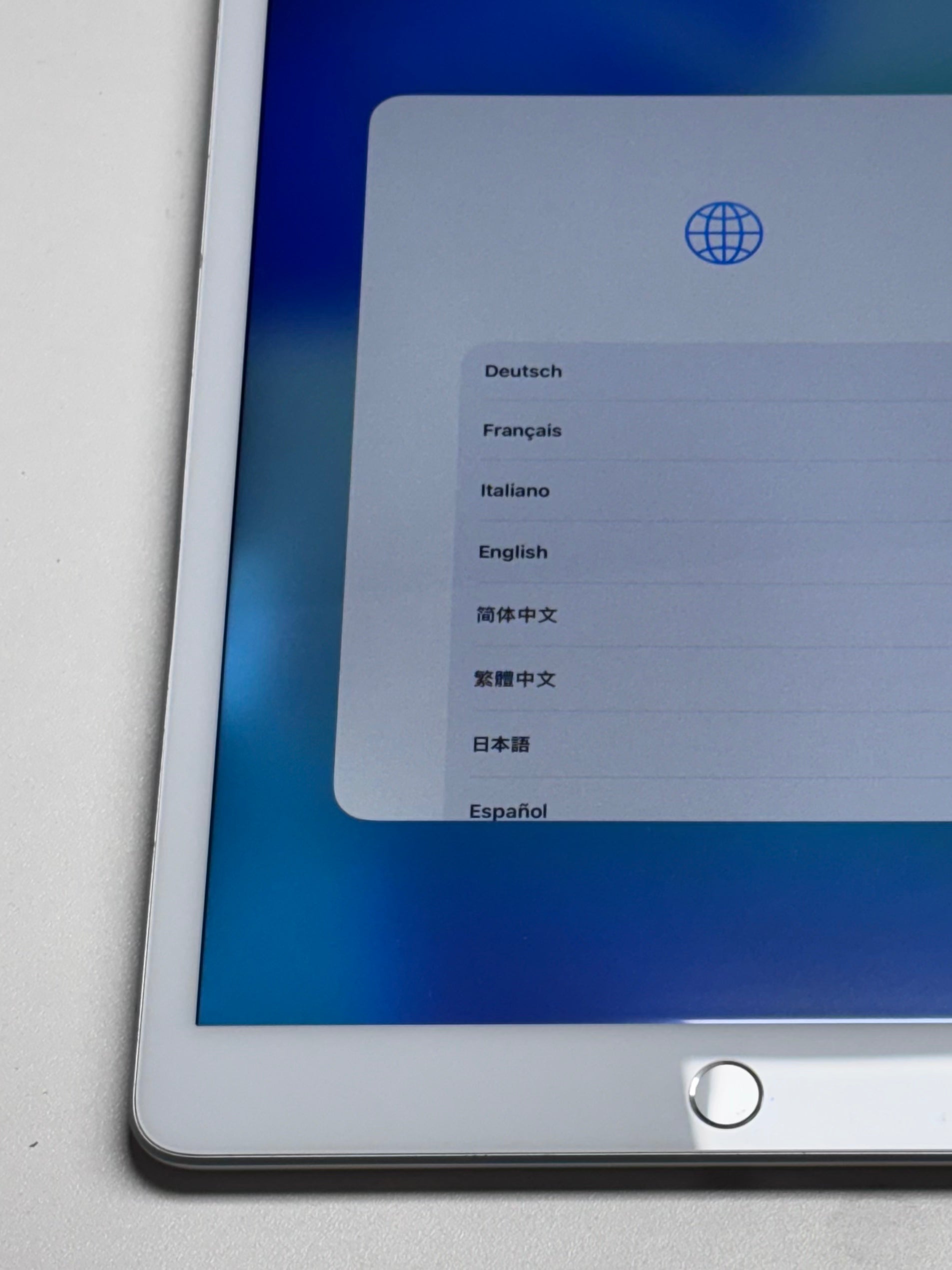 Apple iPad 7th gen (2019) Silber günstig gebraucht kaufen