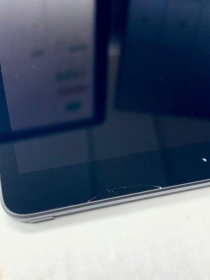 Apple iPad 7th gen (2019) Space Grau günstig gebraucht kaufen