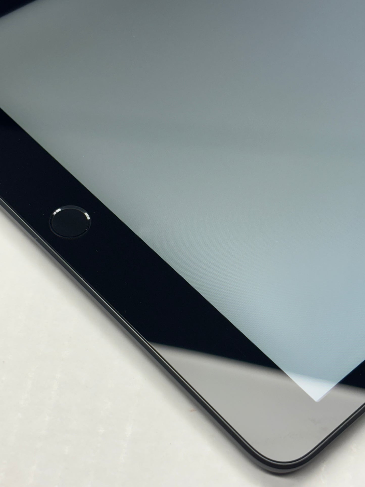 Apple iPad 9. Gen (2021) Space Grau günstig gebraucht kaufen