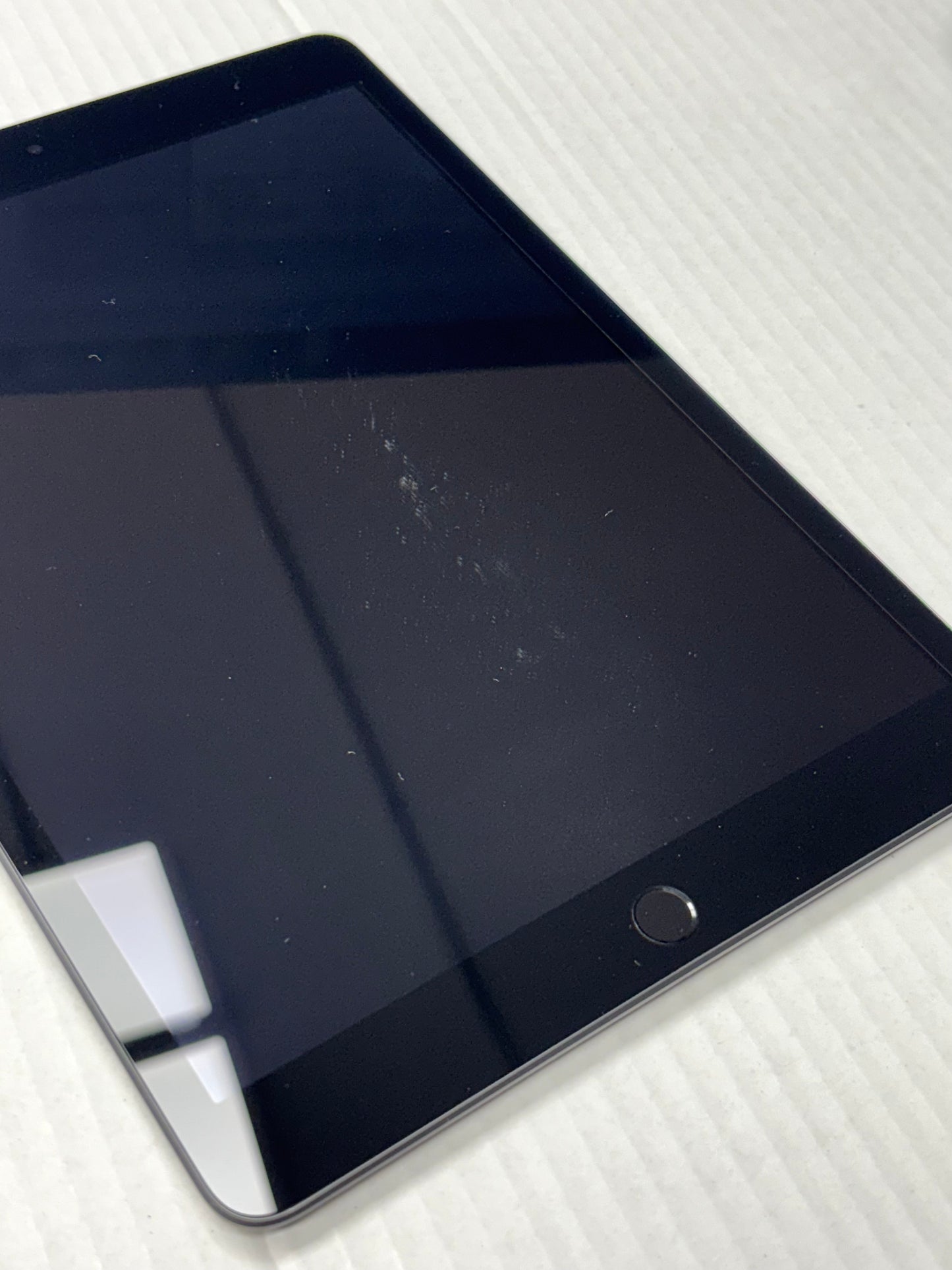 Apple iPad 9. Gen (2021) Space Grau günstig gebraucht kaufen