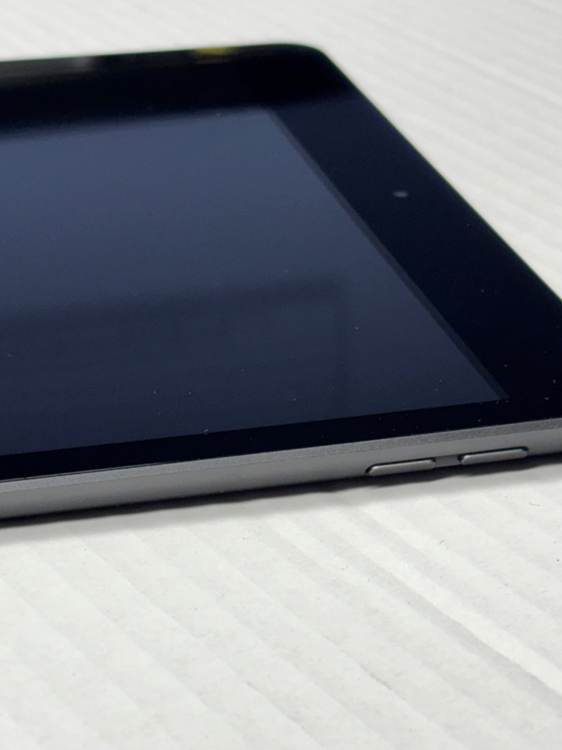 Apple iPad 8. Gen (2020) Apple A12 Bionic (7 nm) 8. Gen (2020) Space Grau Grau günstig gebraucht kaufen