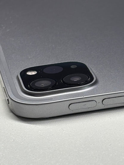 Apple iPad Pro 4. Gen (2022) 11" Space Grau günstig gebraucht kaufen