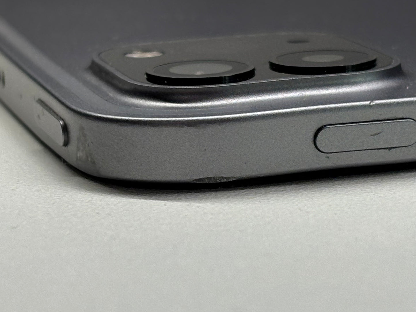 Apple iPad Pro 4. Gen (2022) 11" Space Grau günstig gebraucht kaufen