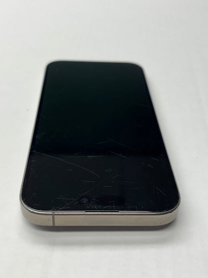 Apple iPhone 15 Pro Titan Natur günstig gebraucht kaufen