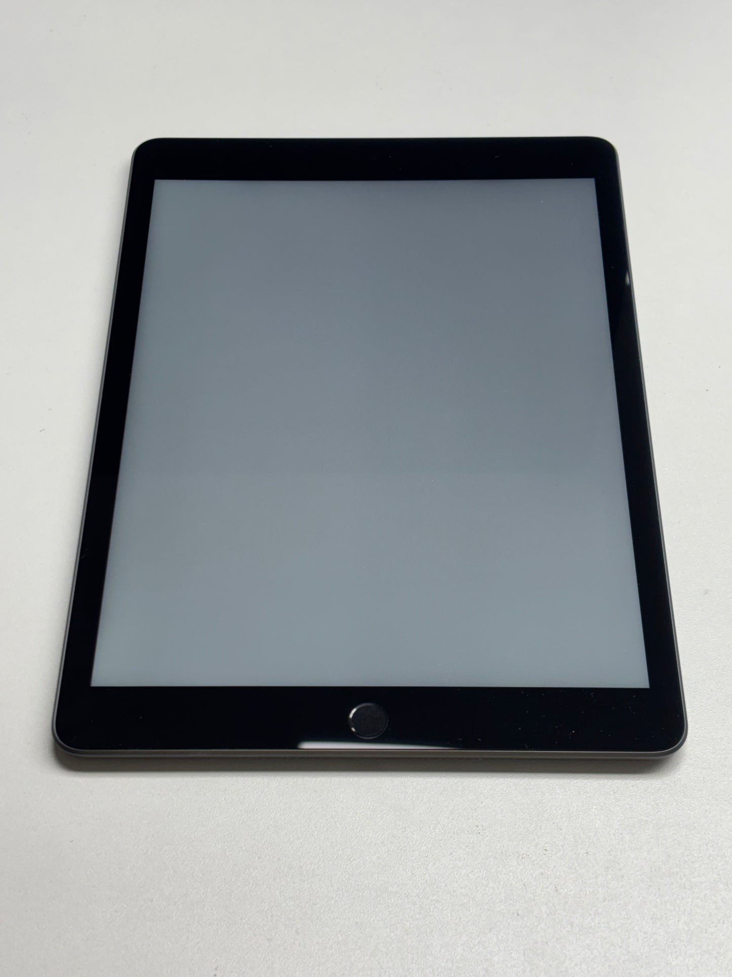 Apple iPad 9. Gen (2021) Space Grau günstig gebraucht kaufen
