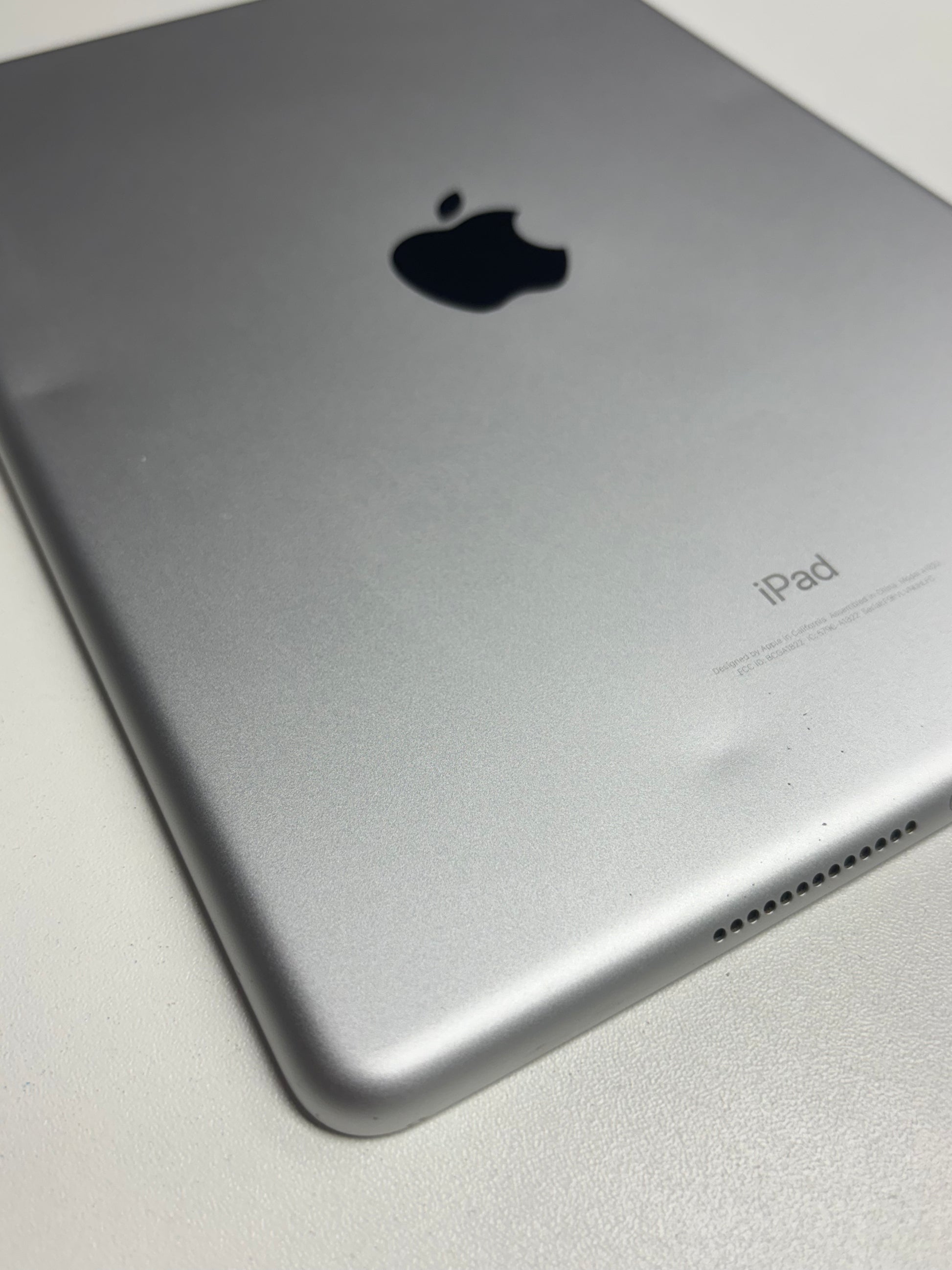 iPad 5. Generation Silber günstig gebraucht kaufen