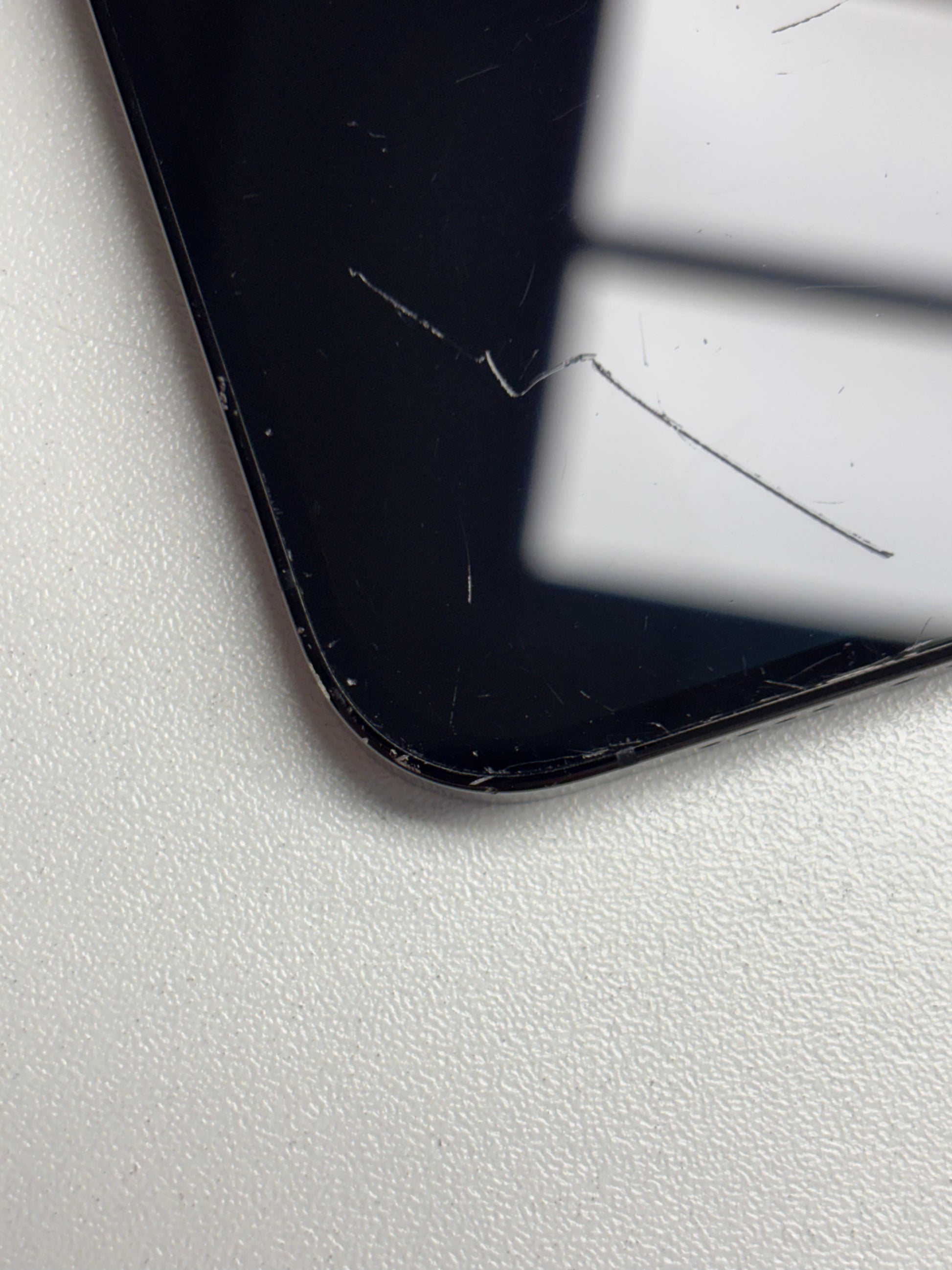 Apple iPhone 14 Pro Max Apple A16 Bionic (4 nm) 14 Pro Max Space Schwarz Schwarz günstig gebraucht kaufen