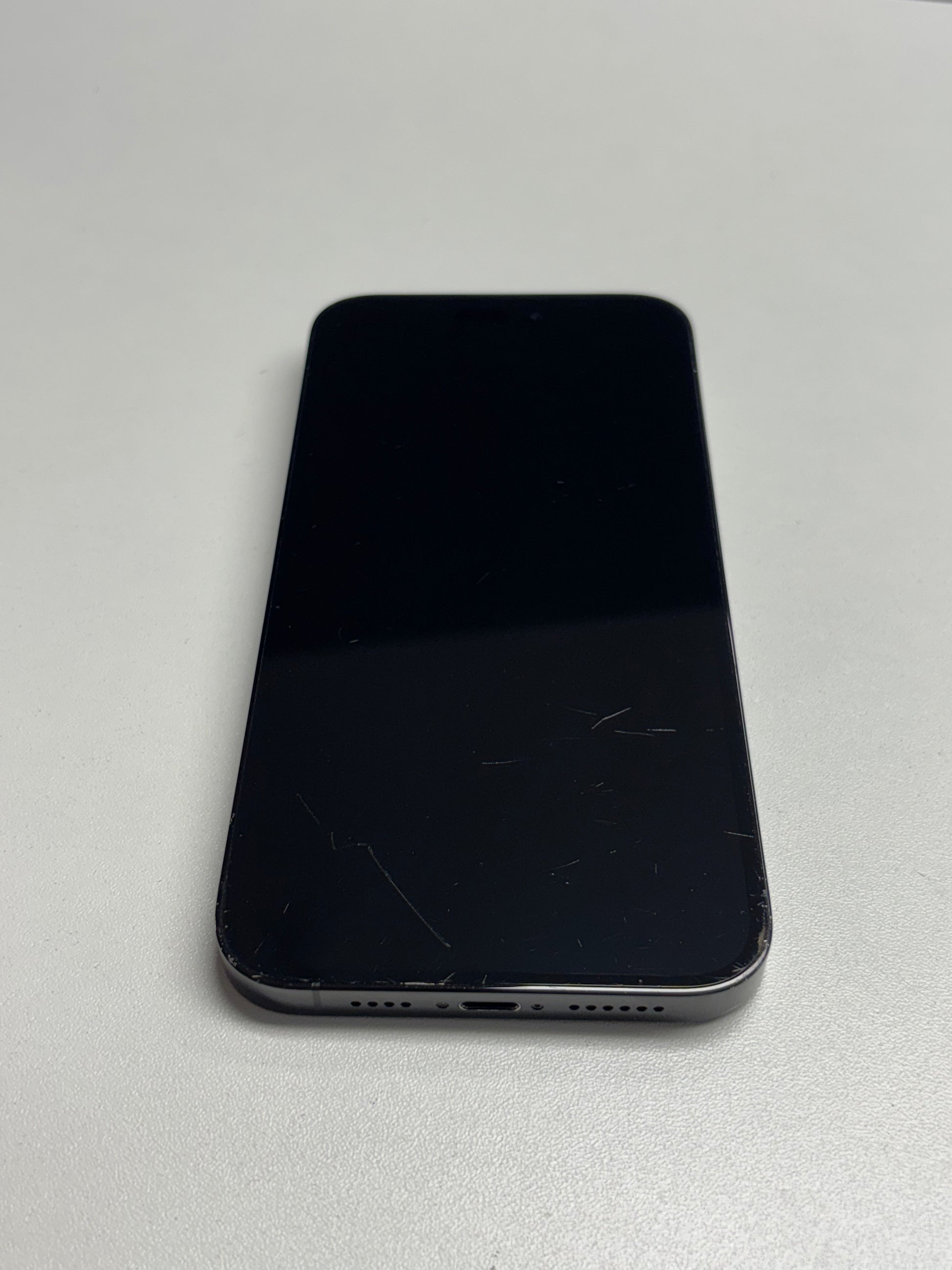 Apple iPhone 14 Pro Max Apple A16 Bionic (4 nm) 14 Pro Max Space Schwarz Schwarz günstig gebraucht kaufen