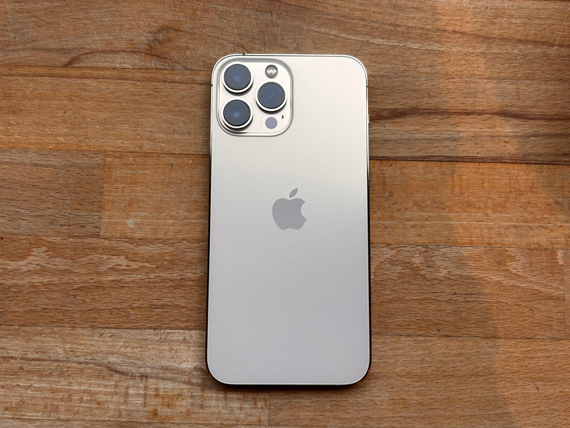Apple iPhone 13 Pro Max Apple A15 Bionic (5 nm) 13 Pro Max Gold Gold günstig gebraucht kaufen