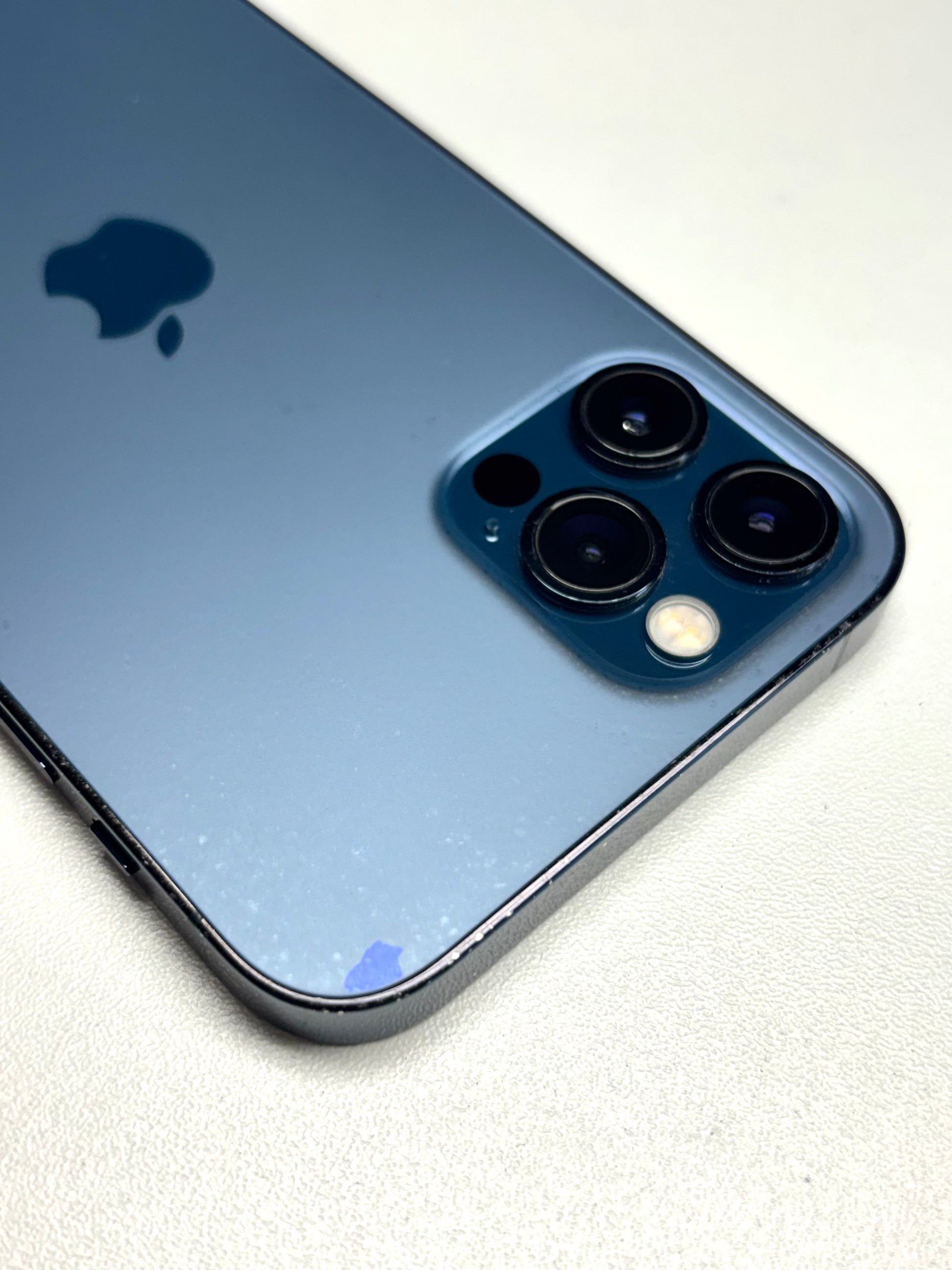 Apple iPhone 12 Pro Pazifikblau günstig gebraucht kaufen