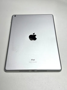 Apple iPad 7th gen (2019) Silber günstig gebraucht kaufen