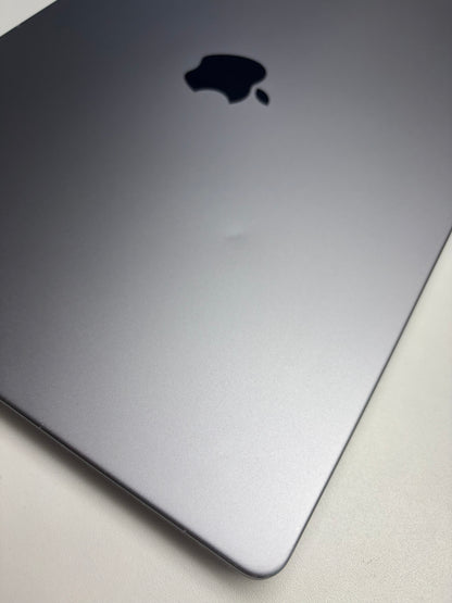 Apple MacBook Pro 16 Space Grau günstig gebraucht kaufen