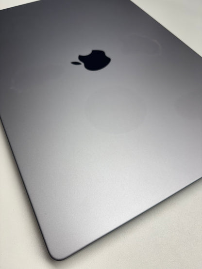 Apple MacBook Pro 16 Space Grau günstig gebraucht kaufen
