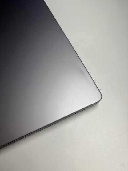 Apple MacBook Pro 16 Space Grau günstig gebraucht kaufen