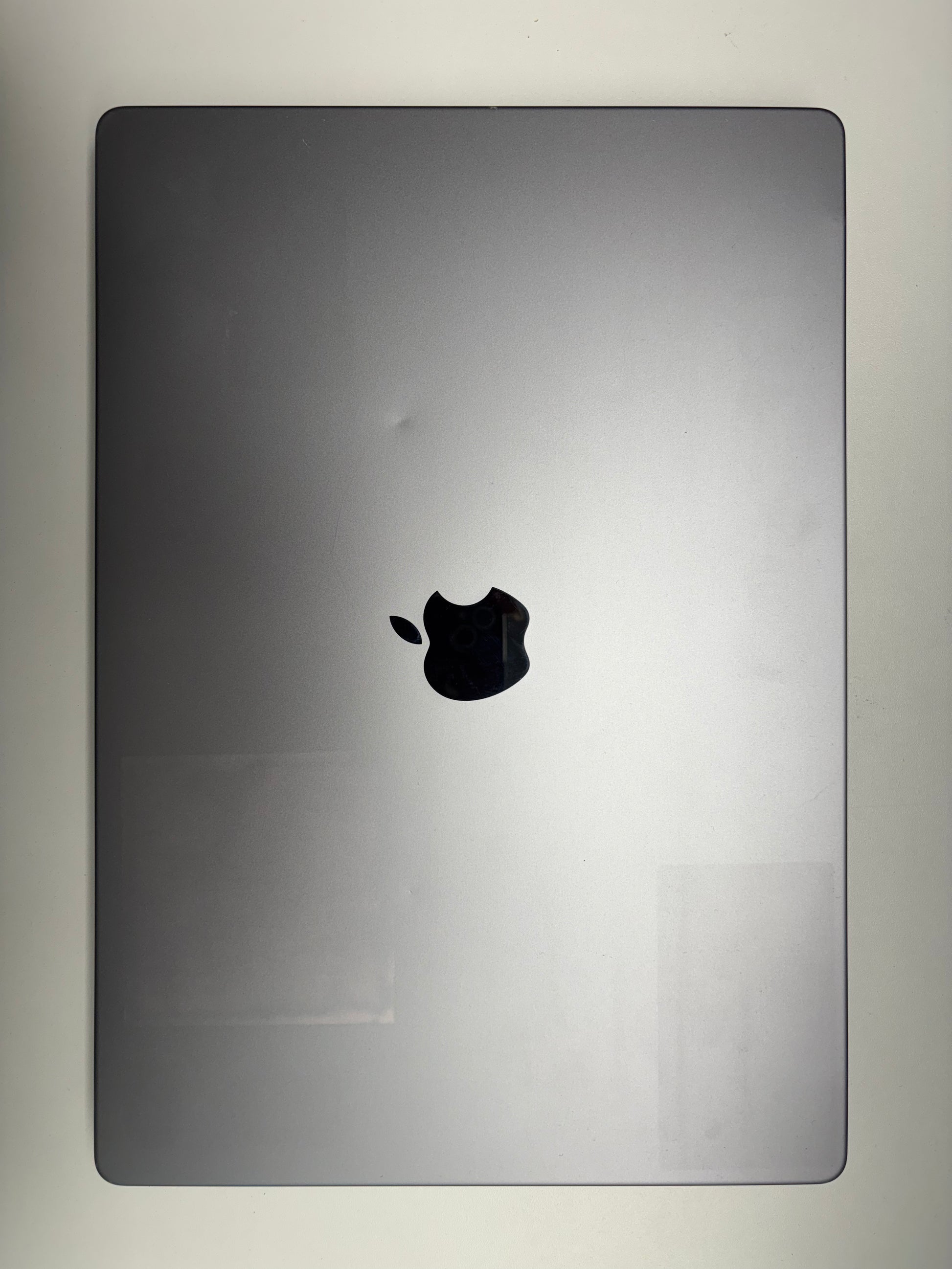 Apple MacBook Pro 16 Space Grau günstig gebraucht kaufen