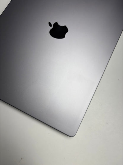 Apple MacBook Pro 16 Space Grau günstig gebraucht kaufen