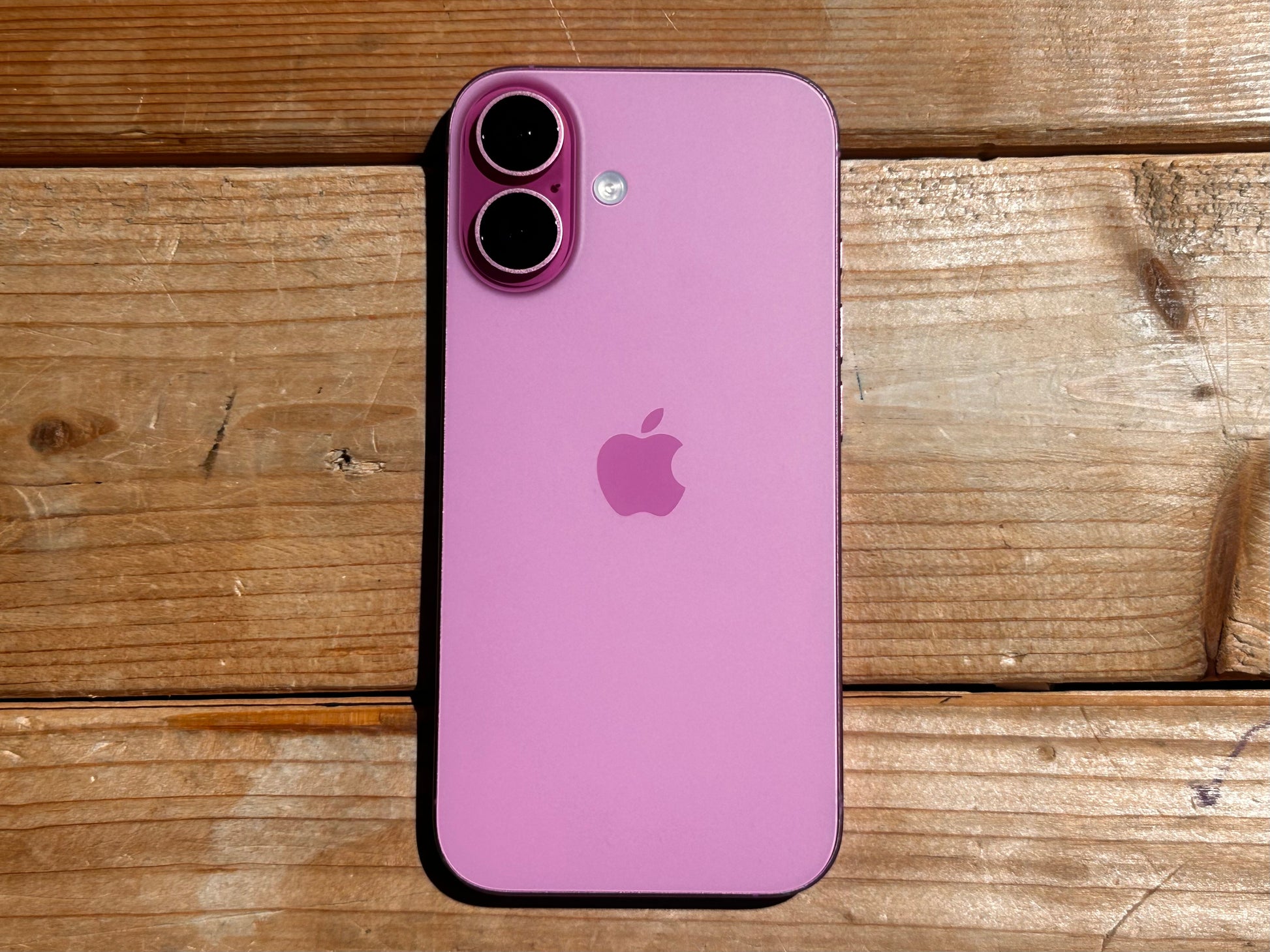 Apple iPhone 16 Apple A18 (3 nm) 16 Pink Pink günstig gebraucht kaufen