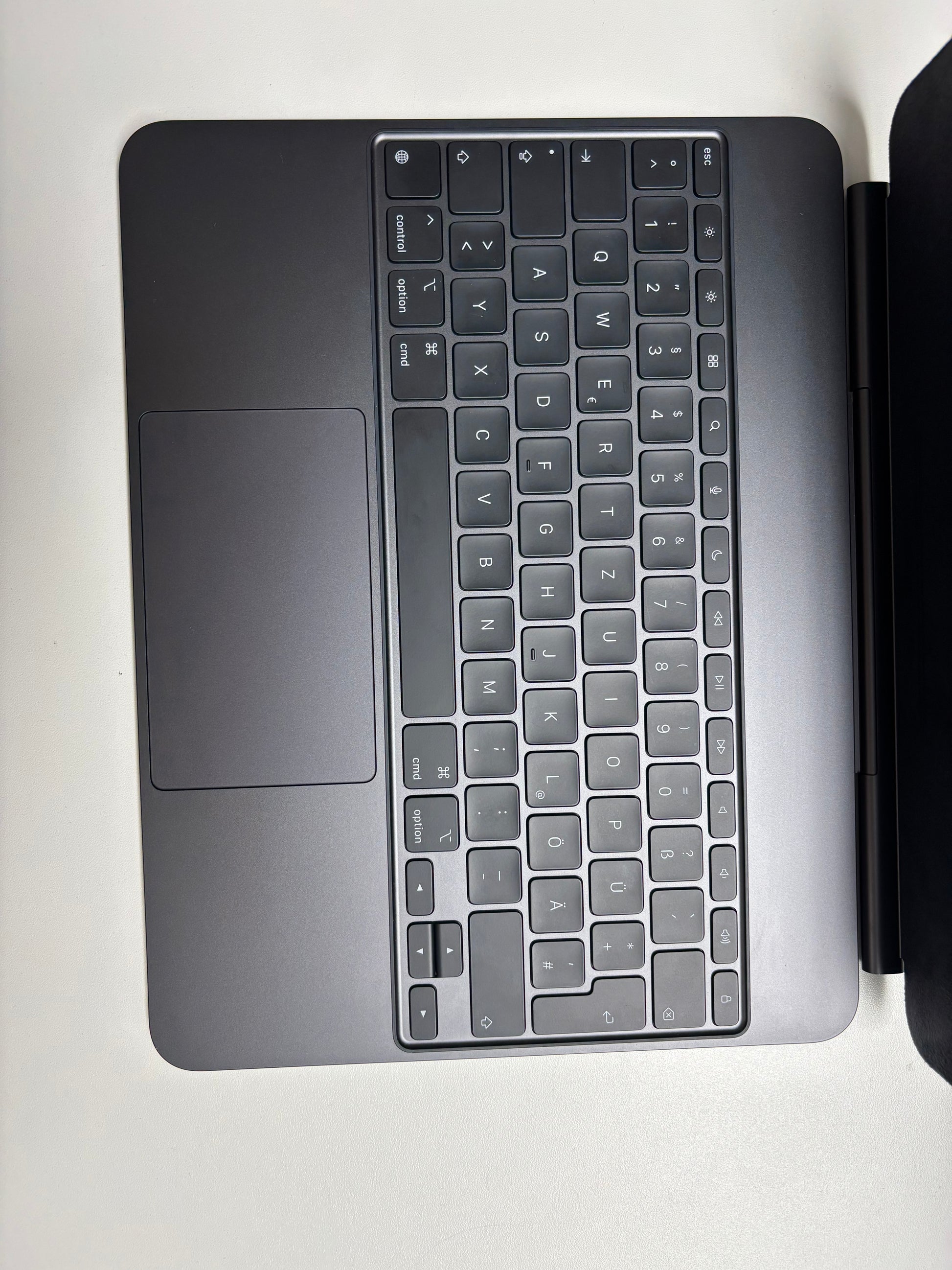 Apple Magic Keyboard, CH Layout 2024 Deutsch/Französisch (Schweiz) Schwarz günstig gebraucht kaufen