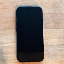Apple iPhone 16 Pro Apple A18 Pro (3 nm) 16 Pro Titan Schwarz Schwarz günstig gebraucht kaufen