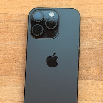 Apple iPhone 16 Pro Apple A18 Pro (3 nm) 16 Pro Titan Schwarz Schwarz günstig gebraucht kaufen